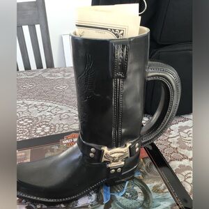 Harley Davidson boot ceramic  with original certificate